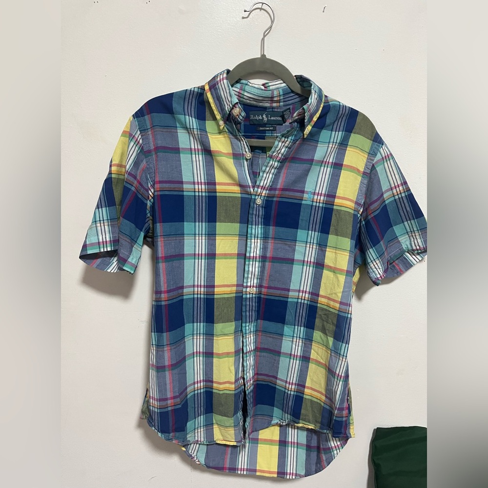 Ralph Lauren Multicolor Plaid Button Down Shirt. Adult MEDIUM